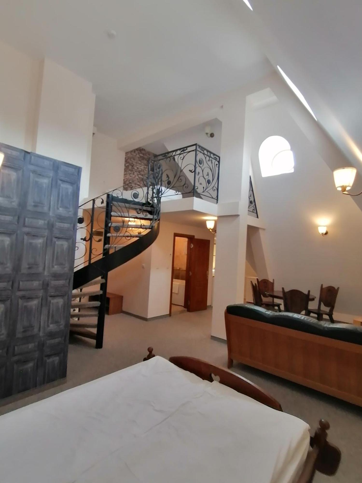 Hotel Aristokrat Obsor Exterior foto